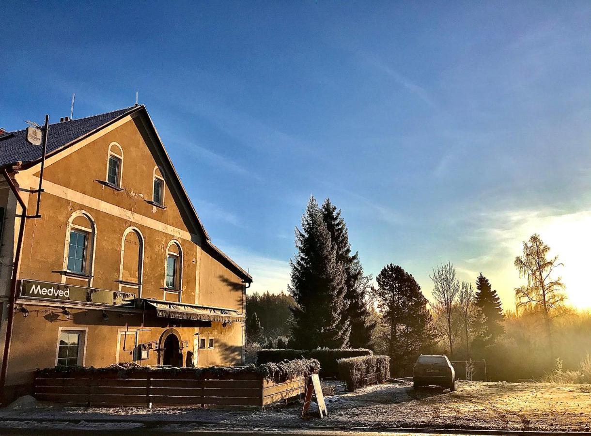 Pension Zaclersky Medved Exteriör bild